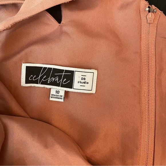 Davids Bridal Chiffon One-shoulder cutout bridesmaid dress - Picture 5 of 5